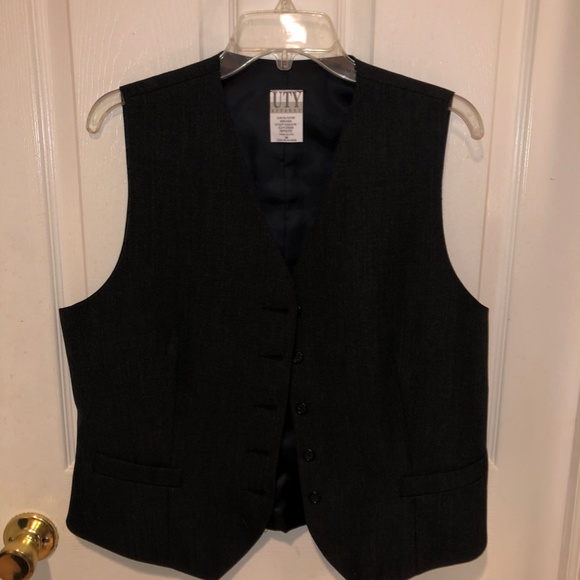 Vest - Picture 5 of 5